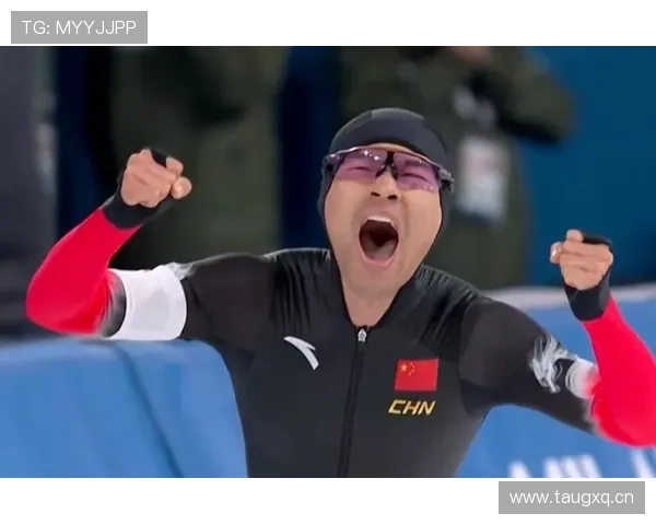 宁忠岩两度落泪夺速滑1500米金牌